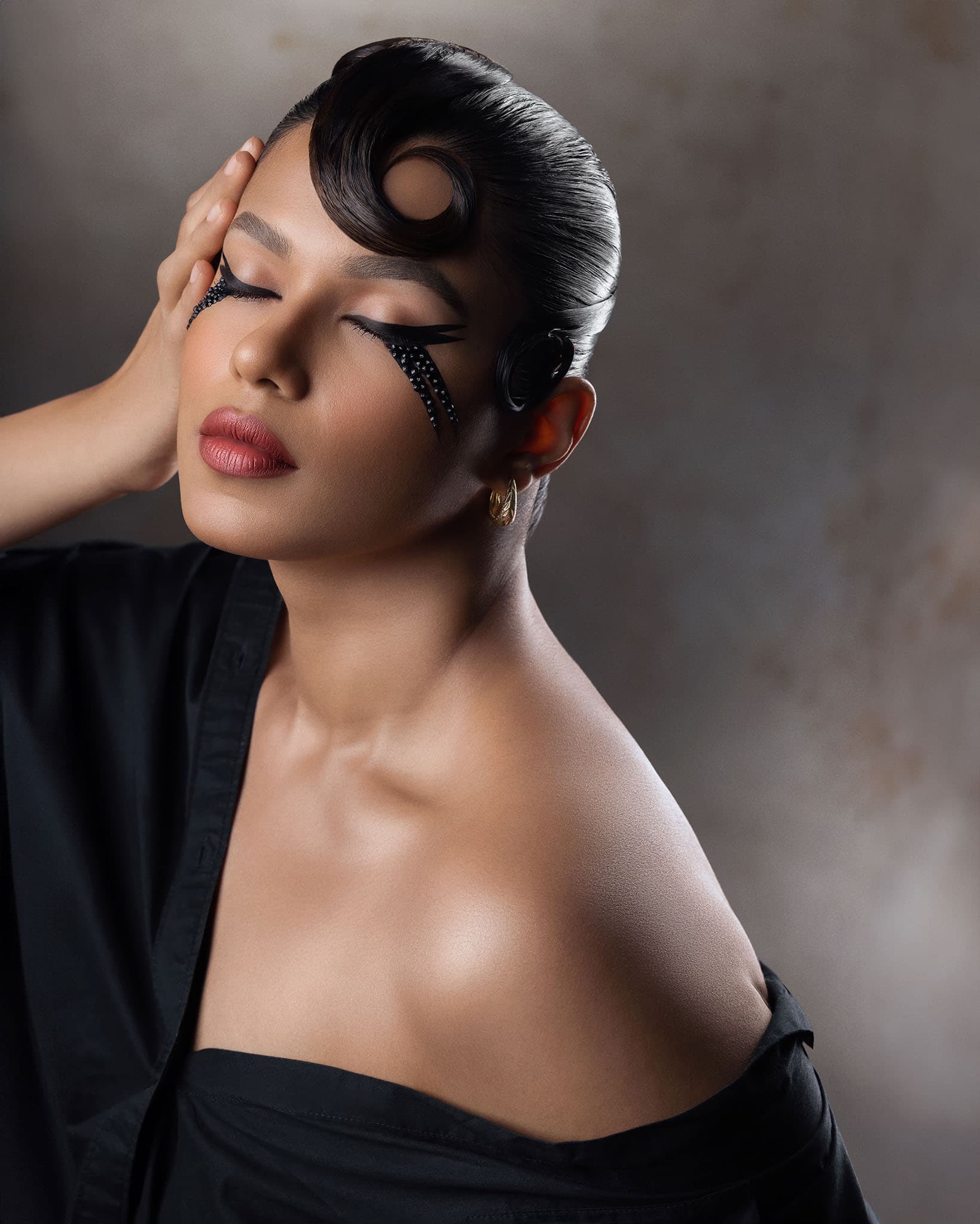 AI-powered portrait retouching workflow example