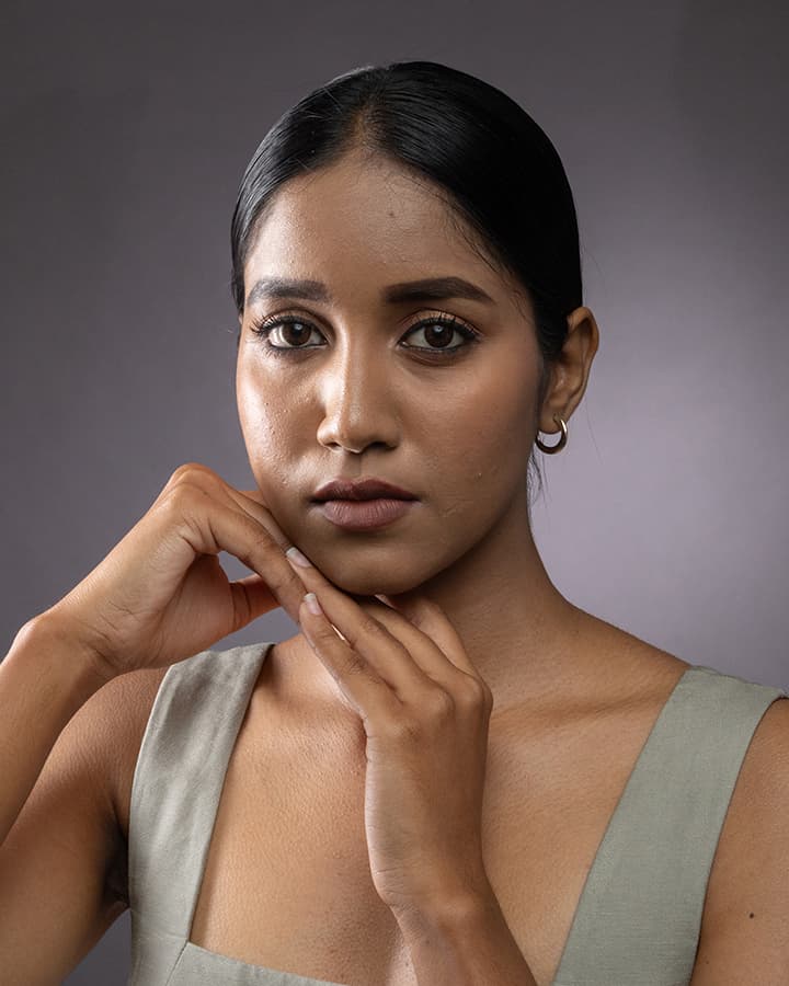 Portrait retouch example 9 — before